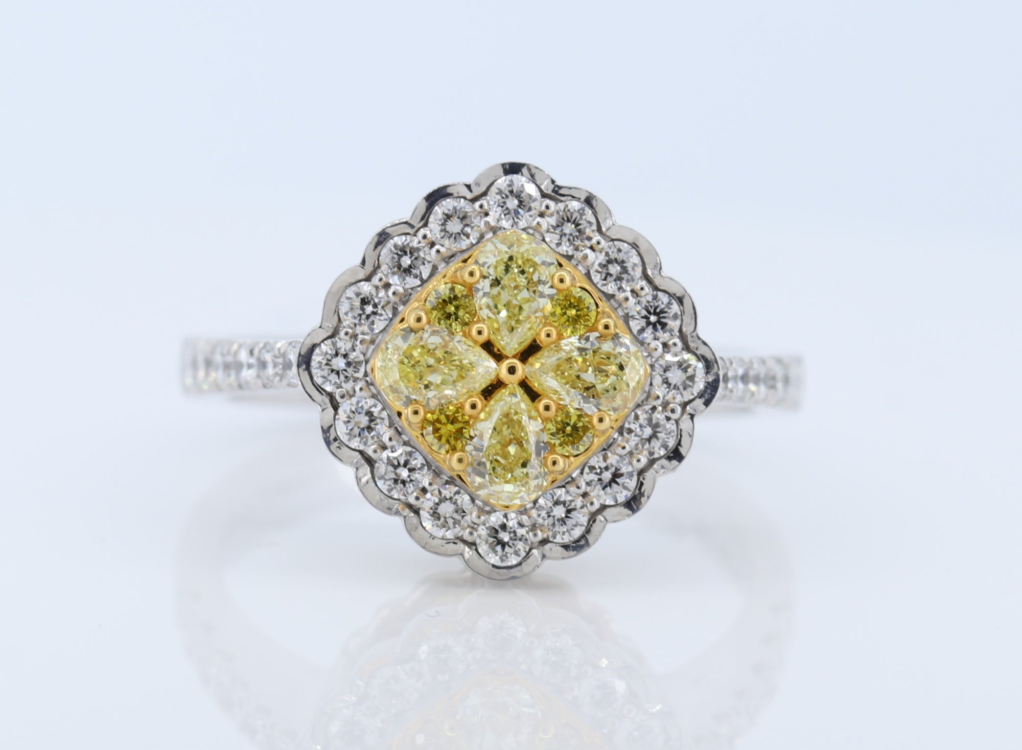 Stunning Yellow  Diamond Ring set in 18kt White Gold