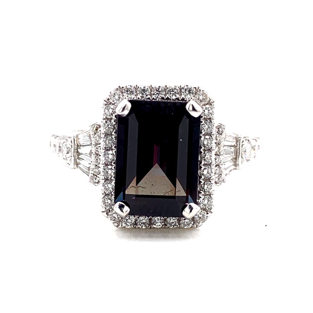 18kt White Gold gold ring with a CDC certified Brazilian alexandrite