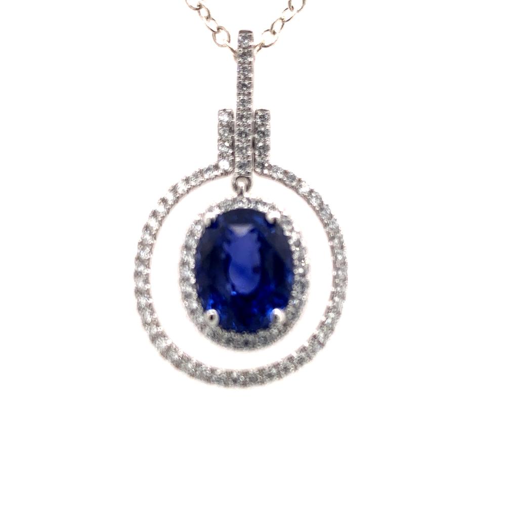 18kt White Gold gold pendant with a CDC certified Ceylon sapphire
