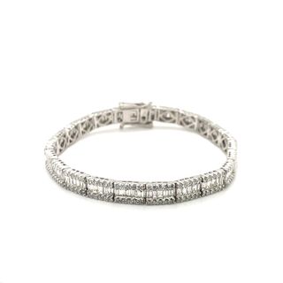 14k White Gold Tennis Bracelet with Baguette and Round Cut Diamonds