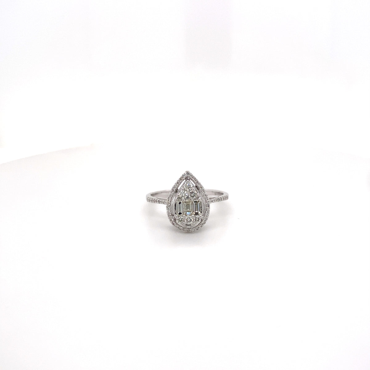14k White Gold Diamond Multistone Ring