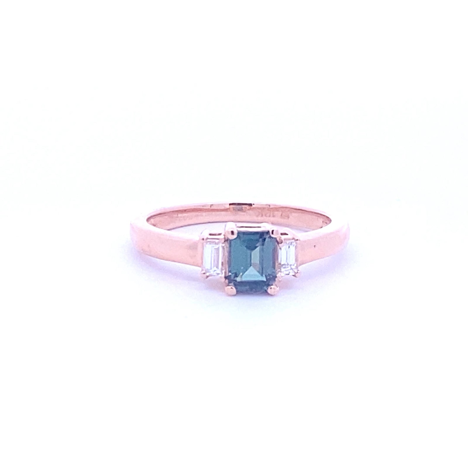 18k Rose Gold Ring with Natural Alexandrite and Diamonds