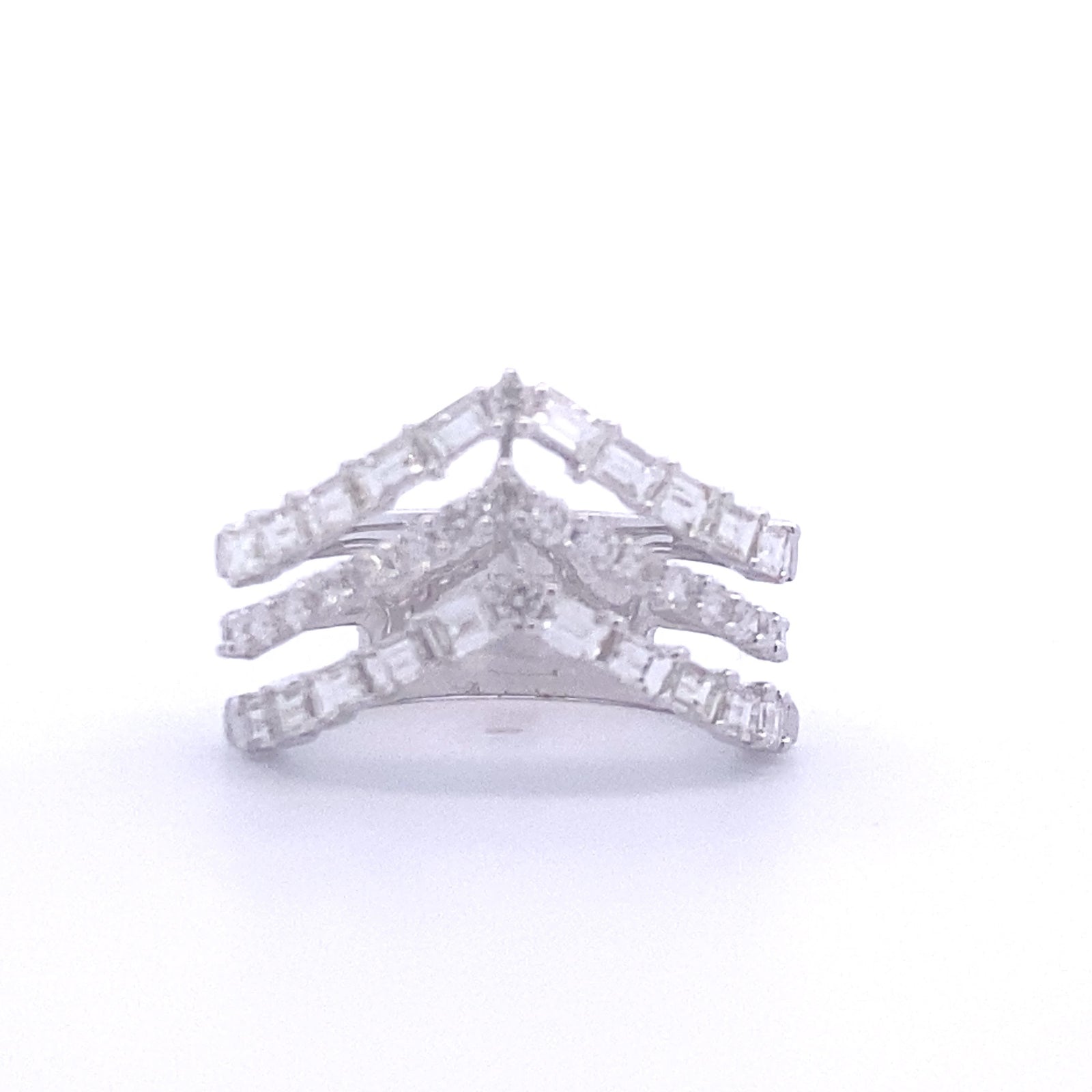14k White Gold Ring with Baguette and Round Cut Diamonds