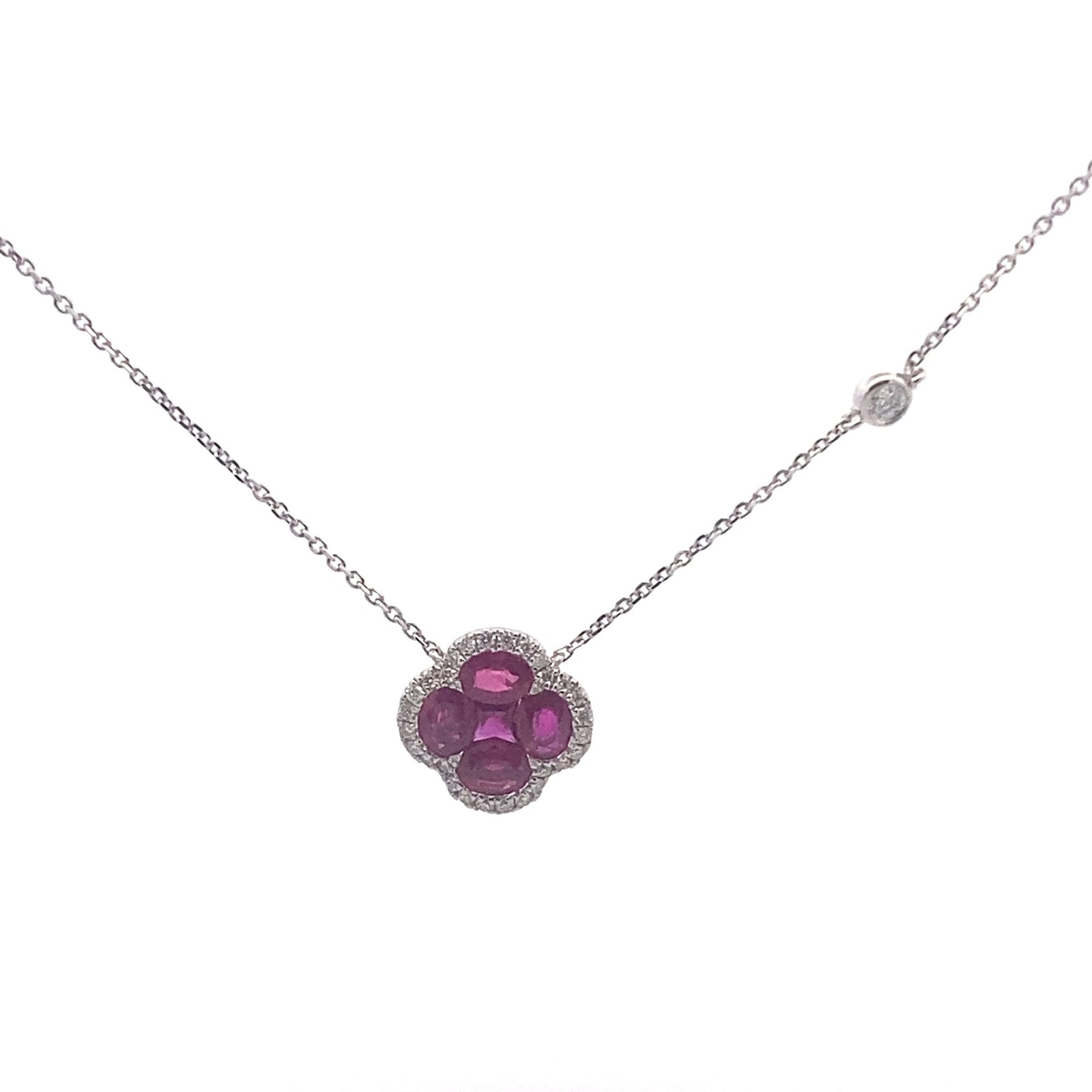 18k White Gold Necklace with Ruby Clover Pendant