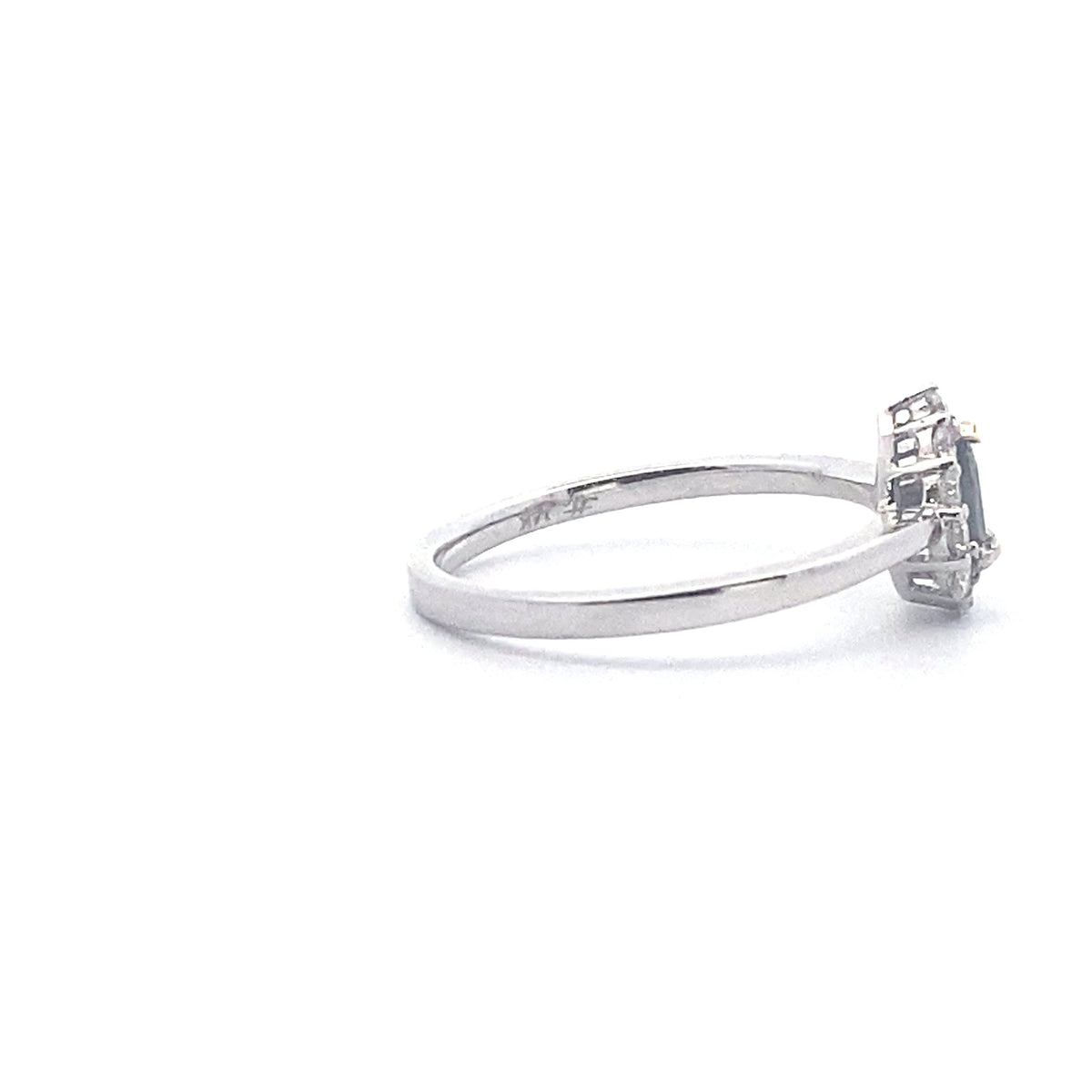 14k White and Yellow Gold Ring with Natural Alexandrite and Diamonds