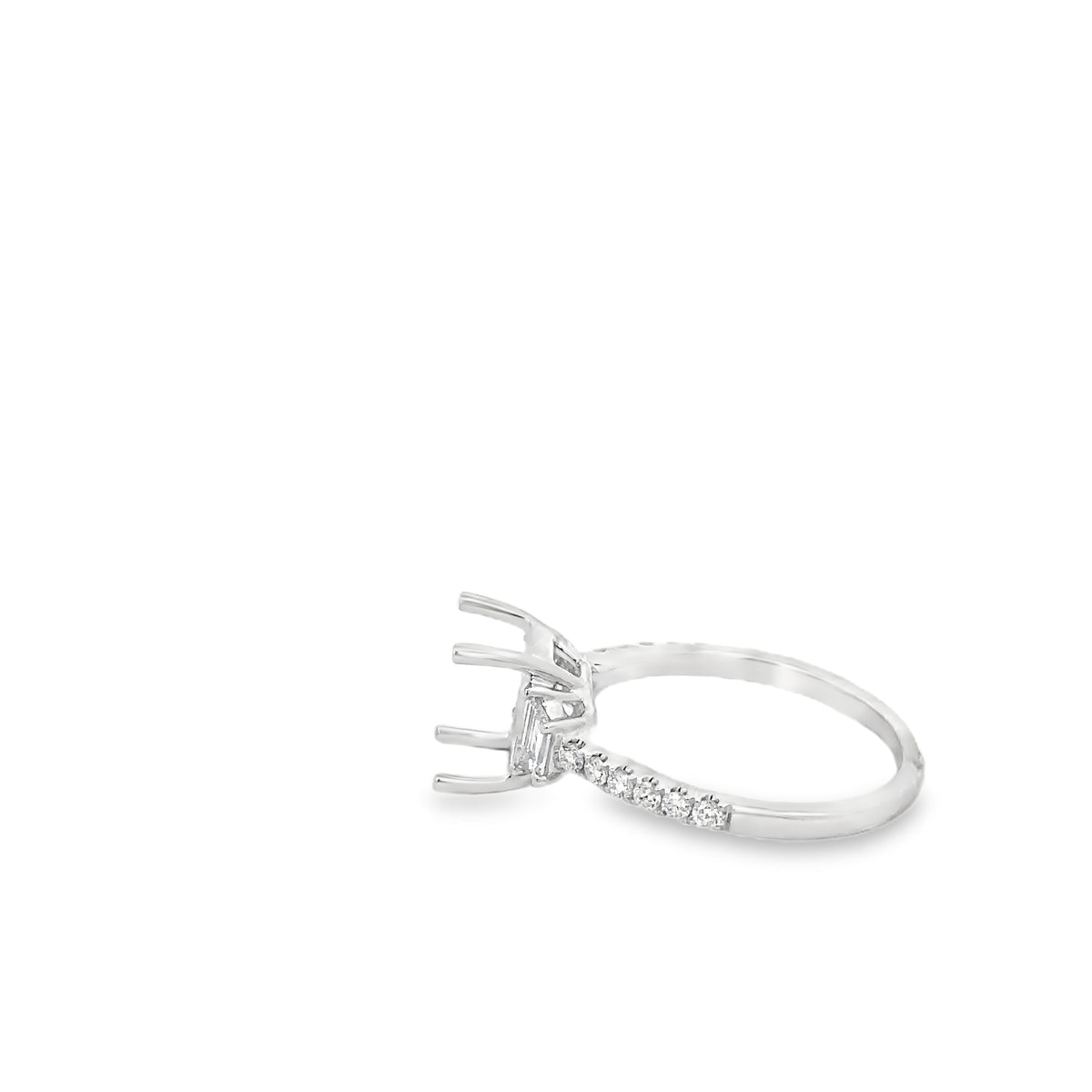 18k White Gold Semi-Mount Ring