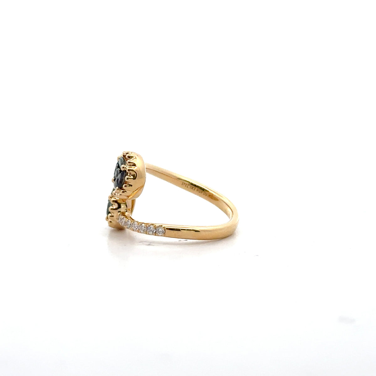18k Yellow Gold Multistone Ring with Alexandrites and Diamonds