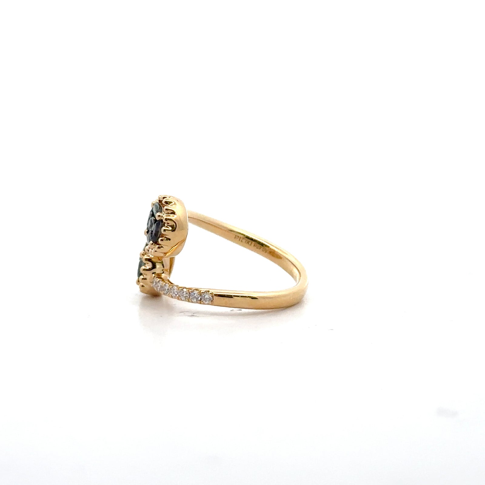 18k Yellow Gold Multistone Ring with Alexandrites and Diamonds