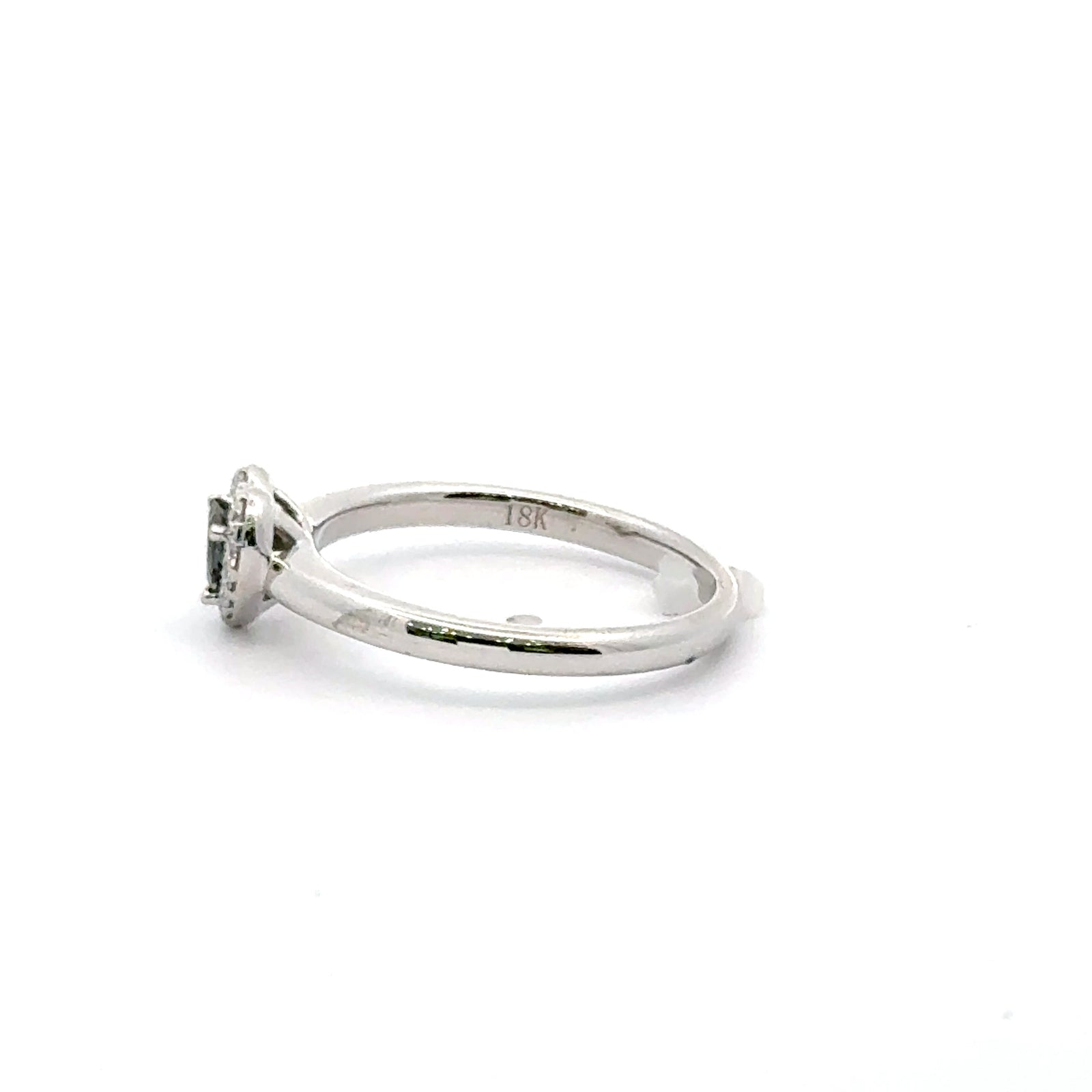 18k White Gold Alexandrite and Diamond Ring