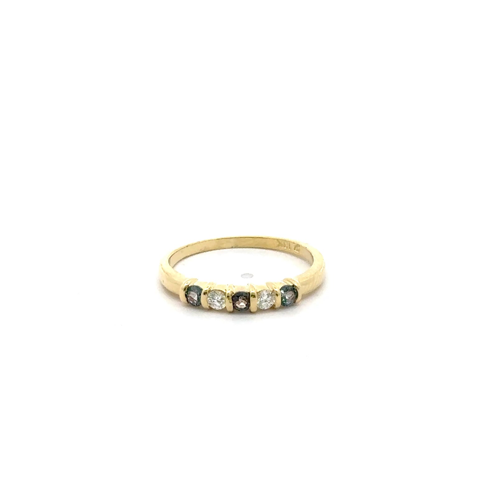 18k Yellow Gold Alexandrite and Diamond Ring