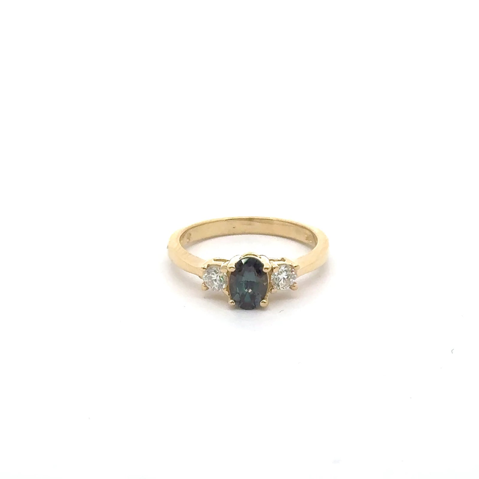 18k Yellow Gold Three-Stone Ring with Alexandrites and Diamonds