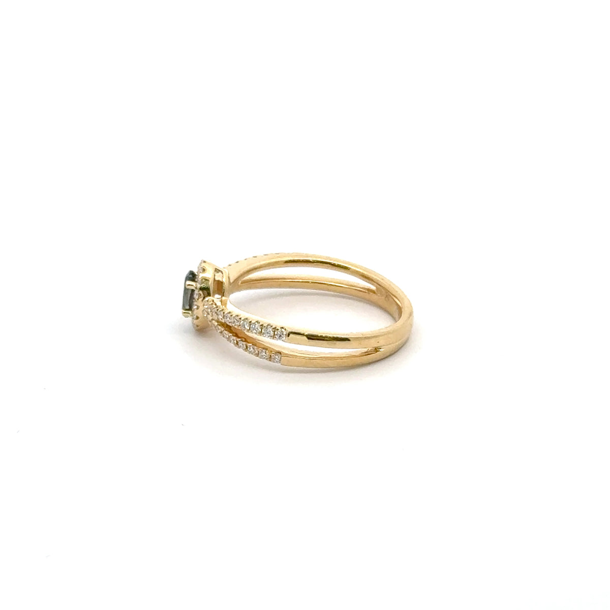 18k Yellow Gold Alexandrite Ring with Diamonds