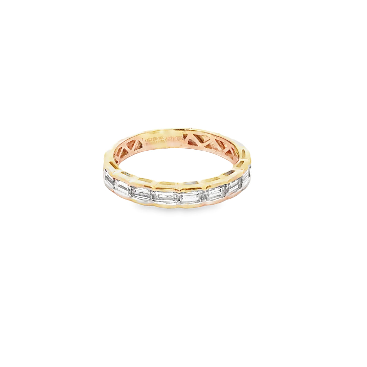 Elegant 14k Yellow Gold Ring with Baguette Cut Diamonds