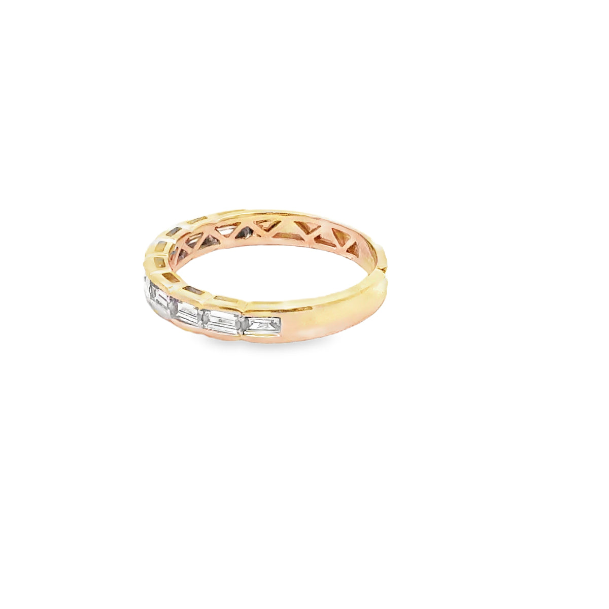 Elegant 14k Yellow Gold Ring with Baguette Cut Diamonds