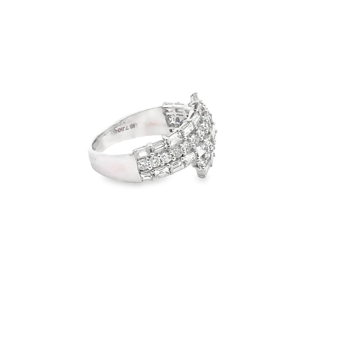 14k White Gold Ring with Baguette and Round Cut Diamonds
