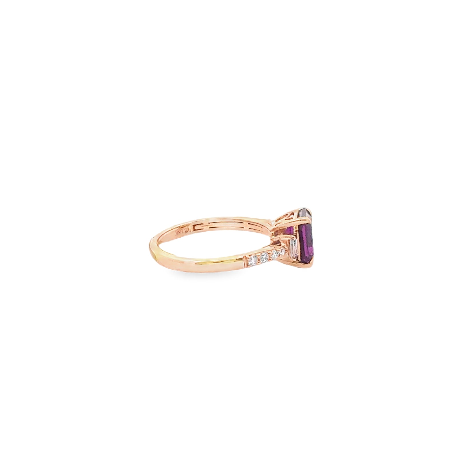 18k Yellow Gold Garnet and Diamond Ring