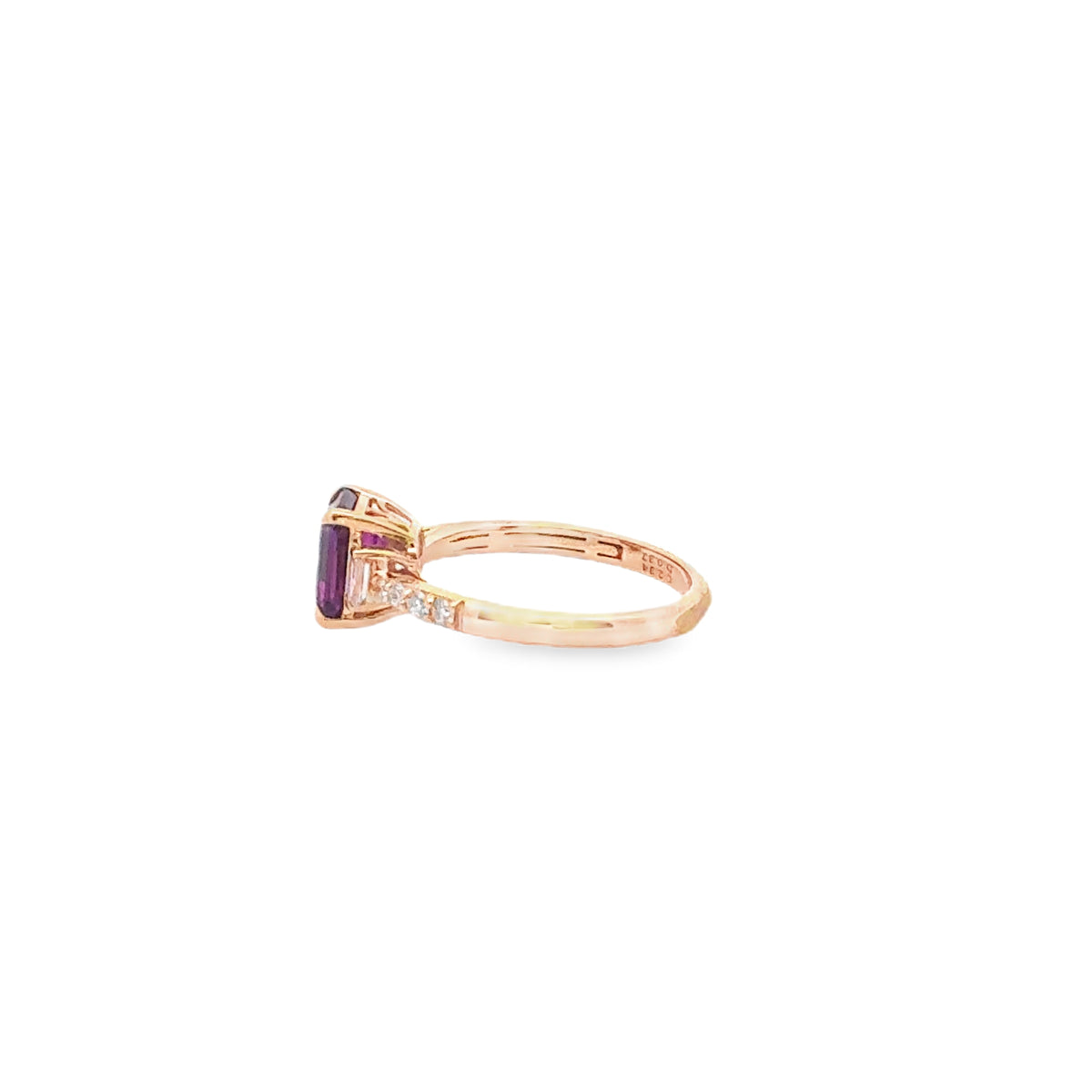 18k Yellow Gold Garnet and Diamond Ring