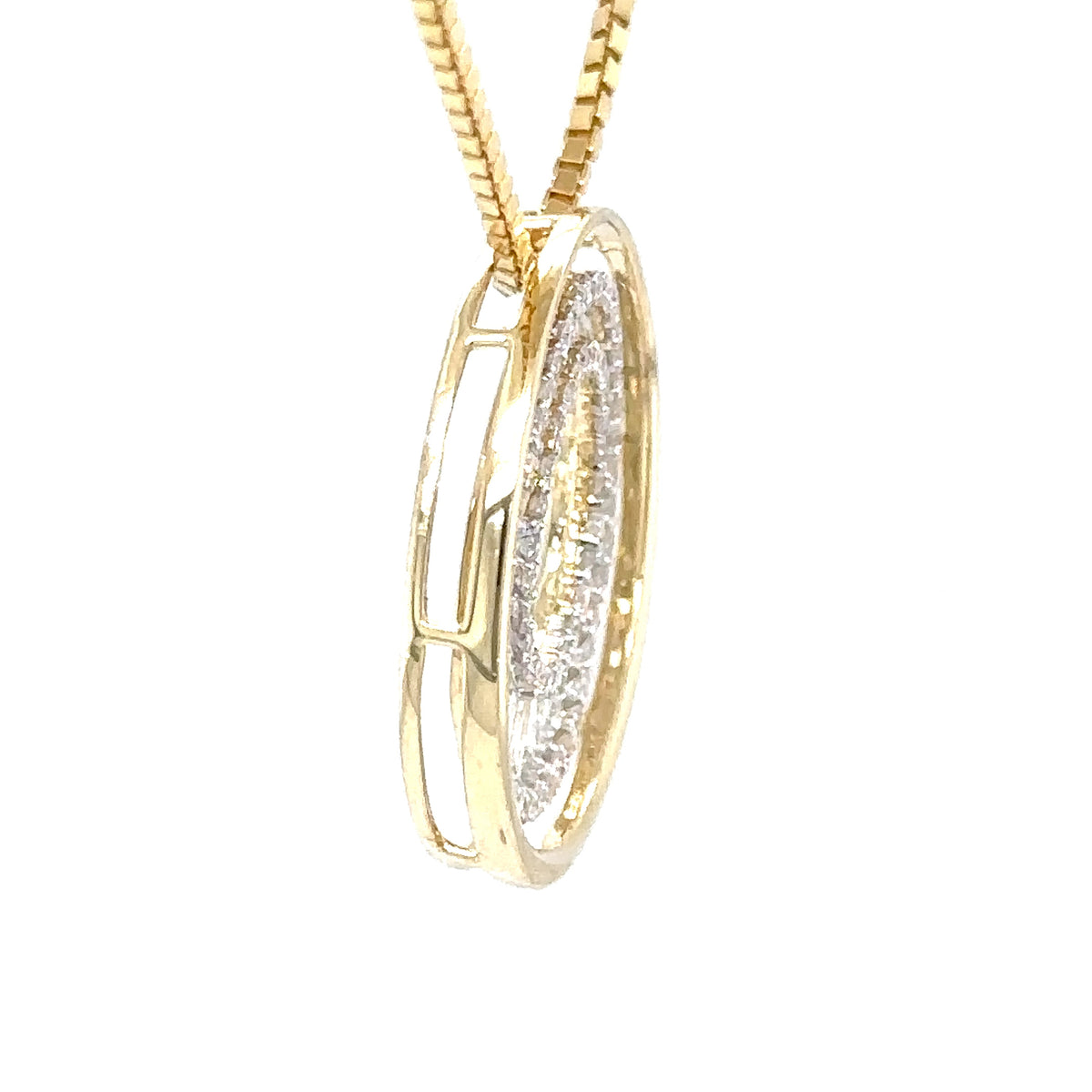 Elegant Diamond Pendant in 14k Yellow Gold