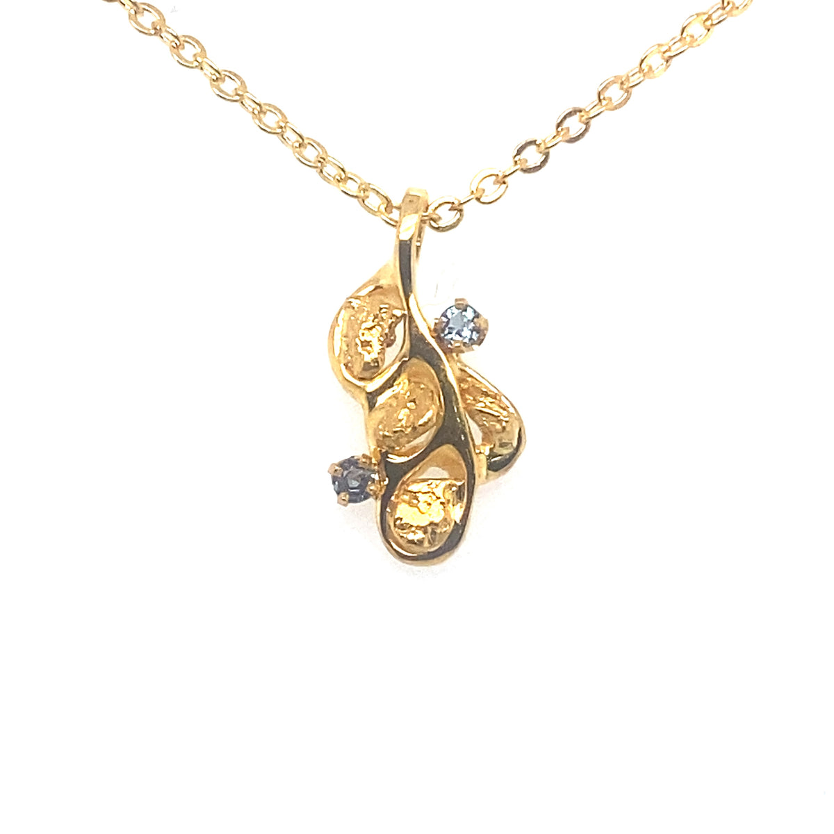 18k Yellow Gold Pendant with Gold Nuggets and Alexandrites