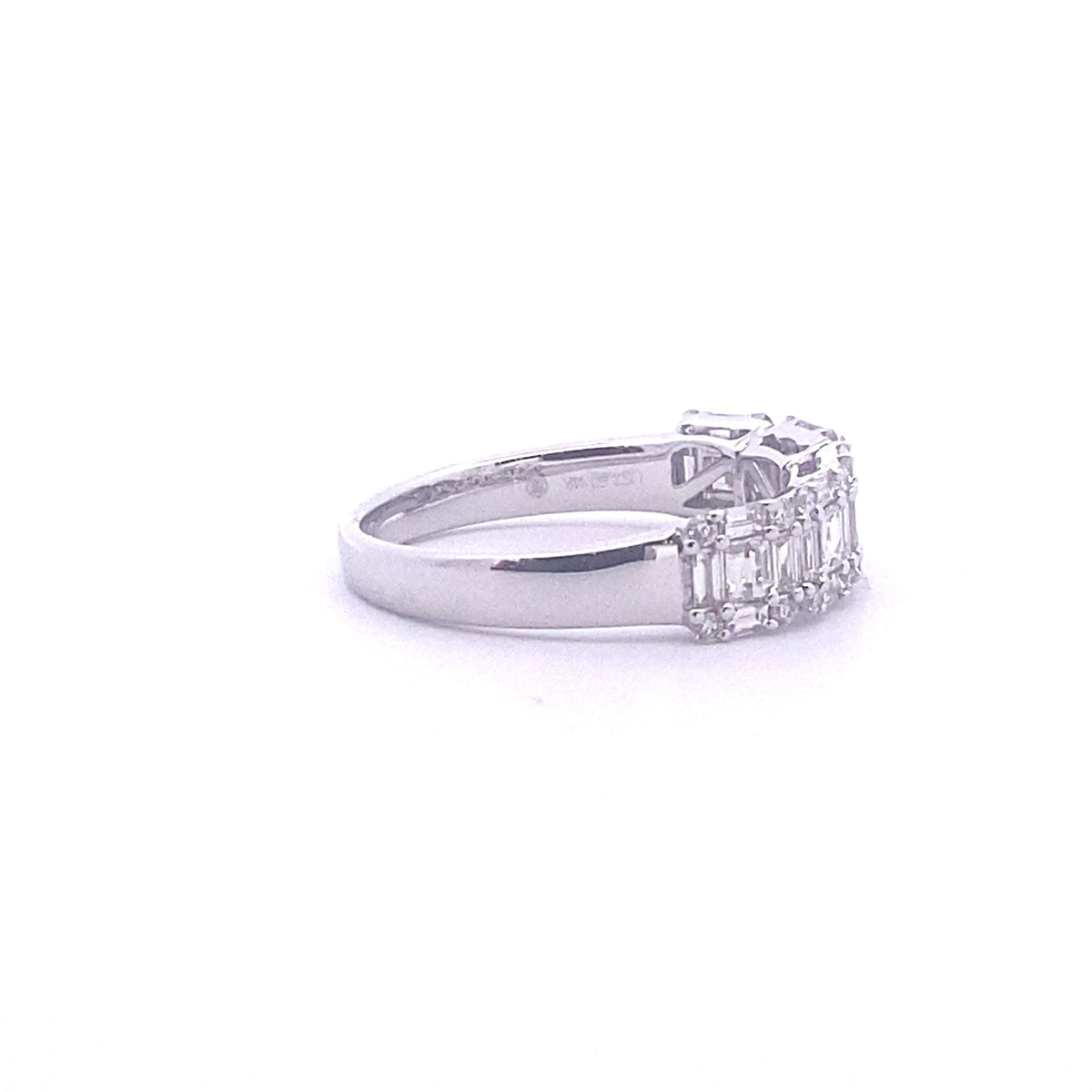 14k White Gold Ring with Baguette and Round Cut Diamonds