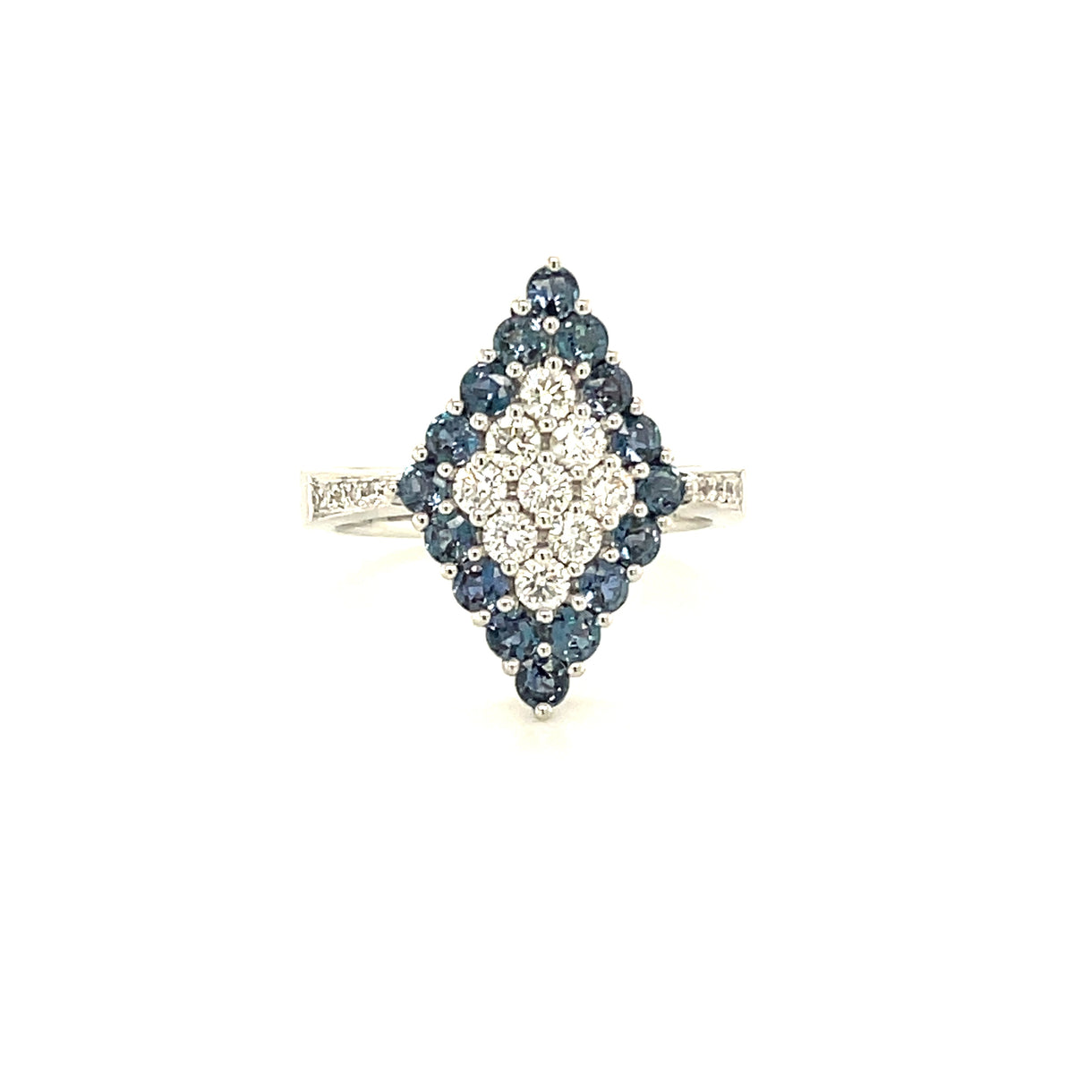 18k White Gold Ring with Natural Alexandrite and Diamonds