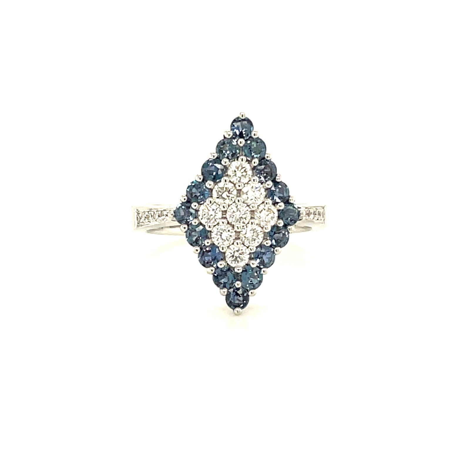 18k White Gold Ring with Natural Alexandrite and Diamonds