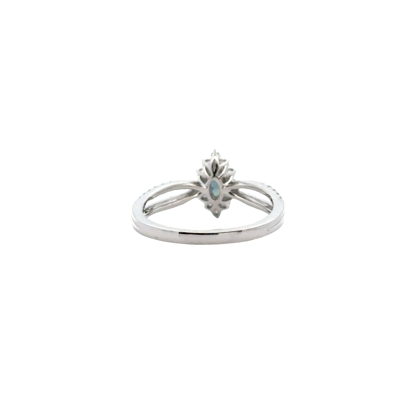 18k White Gold Ring with Alexandrites and Diamonds