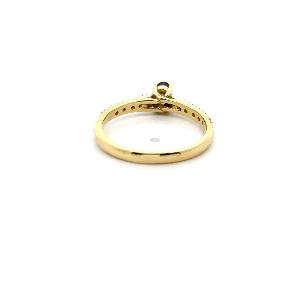 18k Yellow Gold Ring with Alexandrites and Diamonds
