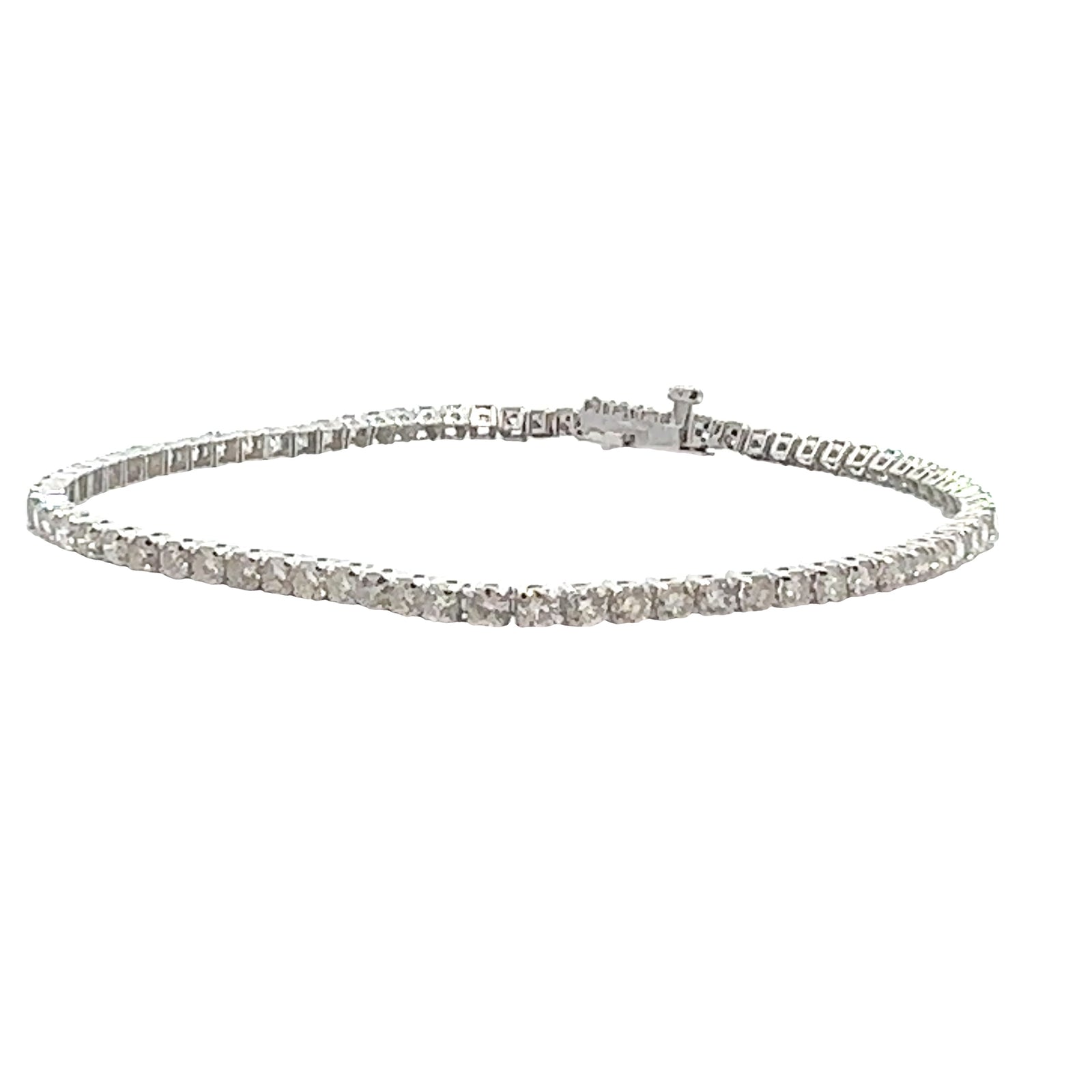 18k White Gold Diamond Tennis Bracelet with Round Brilliant Cut Diamonds