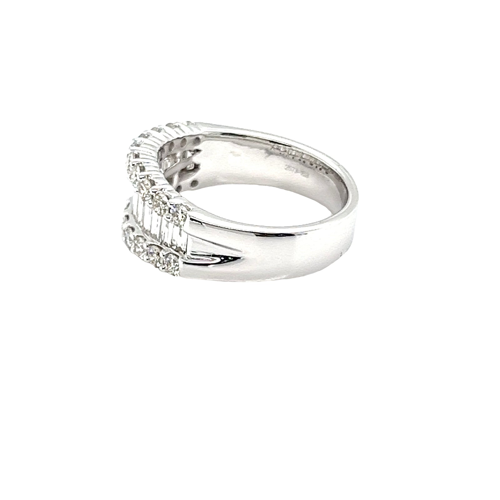 14k White Gold Ring with Baguette and Round Cut Diamonds