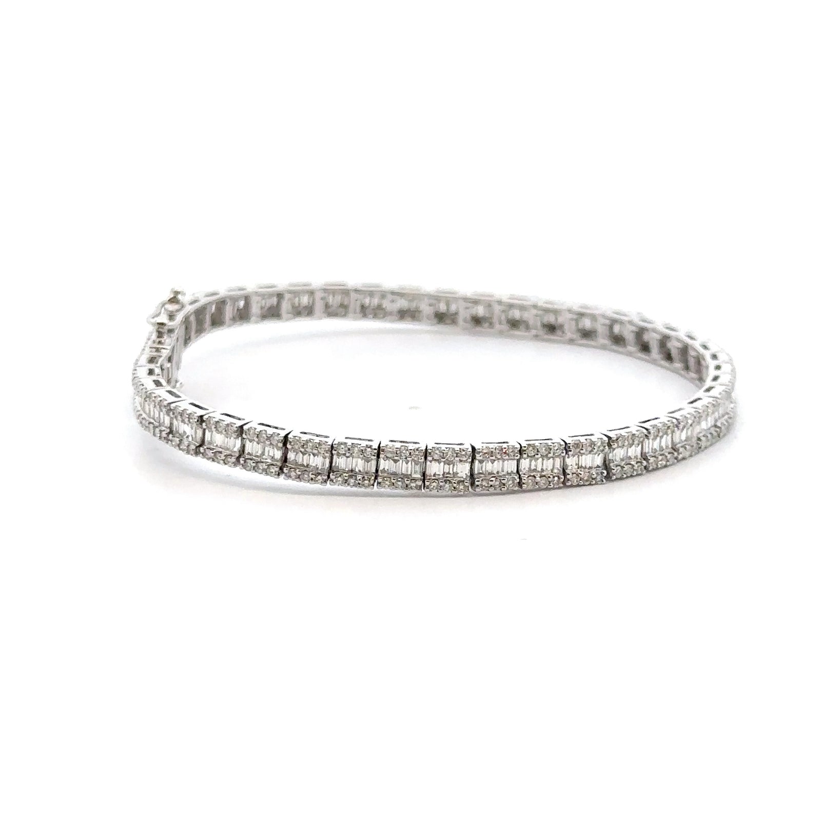 14k White Gold Bracelet with Baguette and Round Cut Diamonds