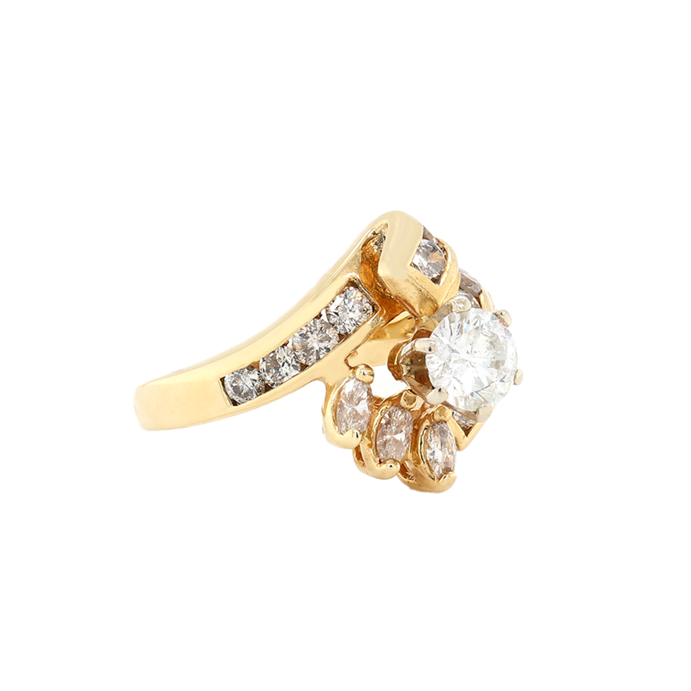 SOLITAIRE DIAMOND RING WITH ROUND Center DIAMOND, PRONG MARQUISE SETTING WITH CHANNEL SET ROUND DIAMOND SETTING IN 14K YELLOW GOLD