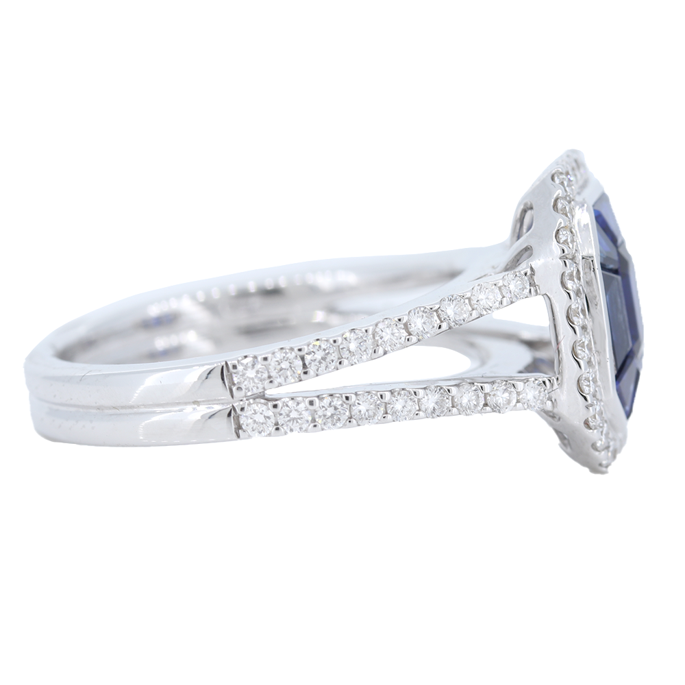 Ladies 2.15Cts Sapphire Ring  w/ .45Cts Diamonds in 18Kt White Gold