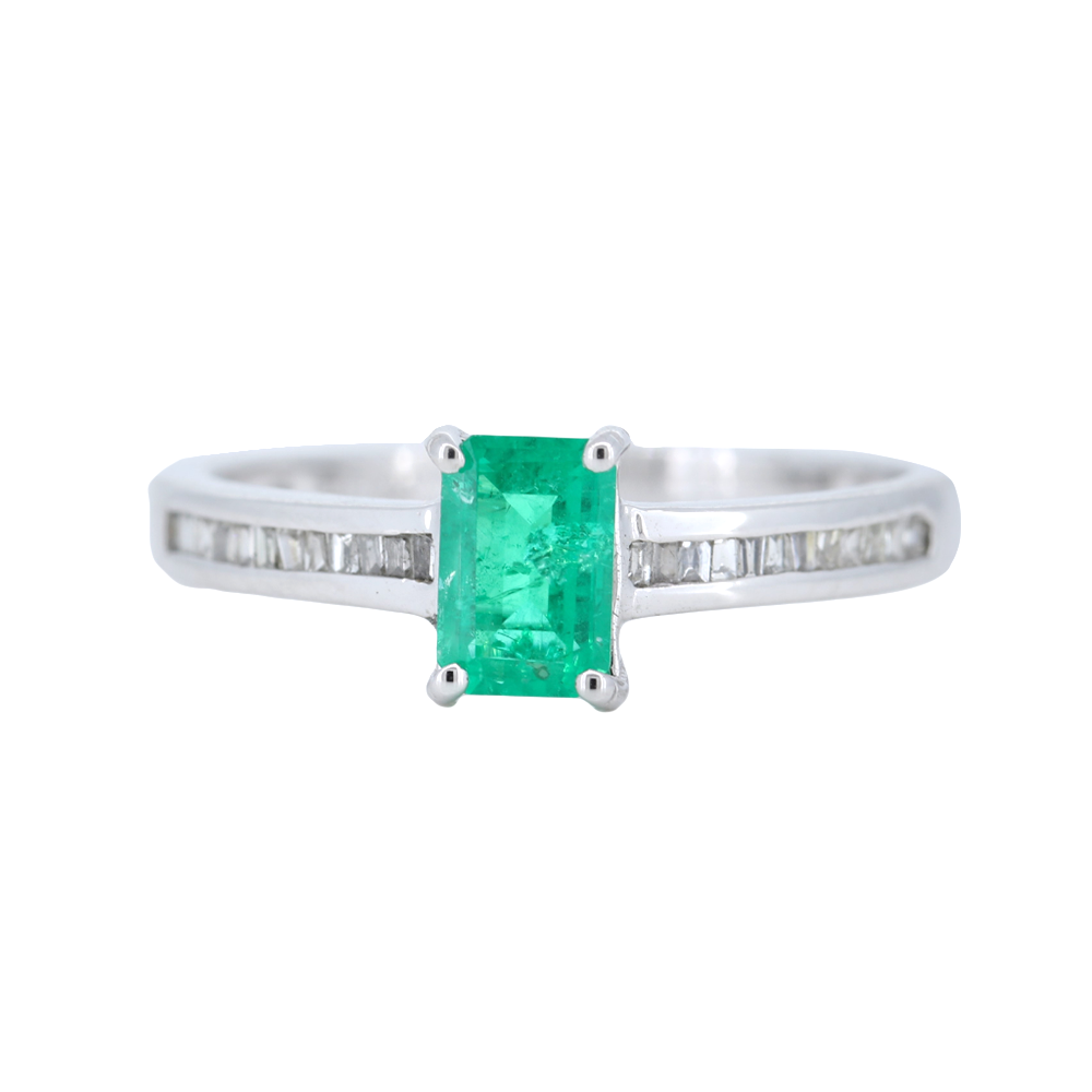 Emerald and Diamonds Ring in 14kt White Gold