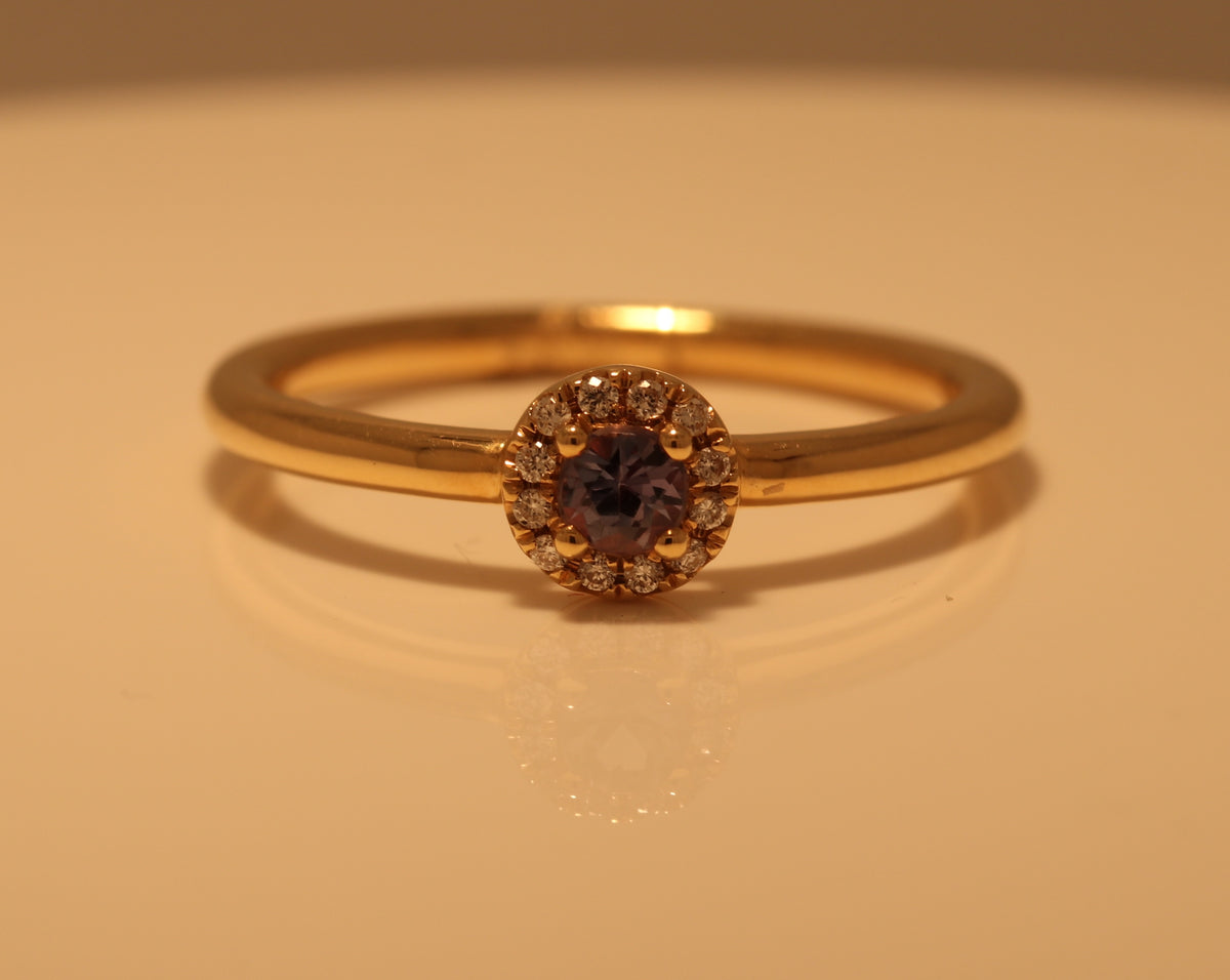Natural Alexandrite Round Halo Ring In 18Kt Yellow Gold