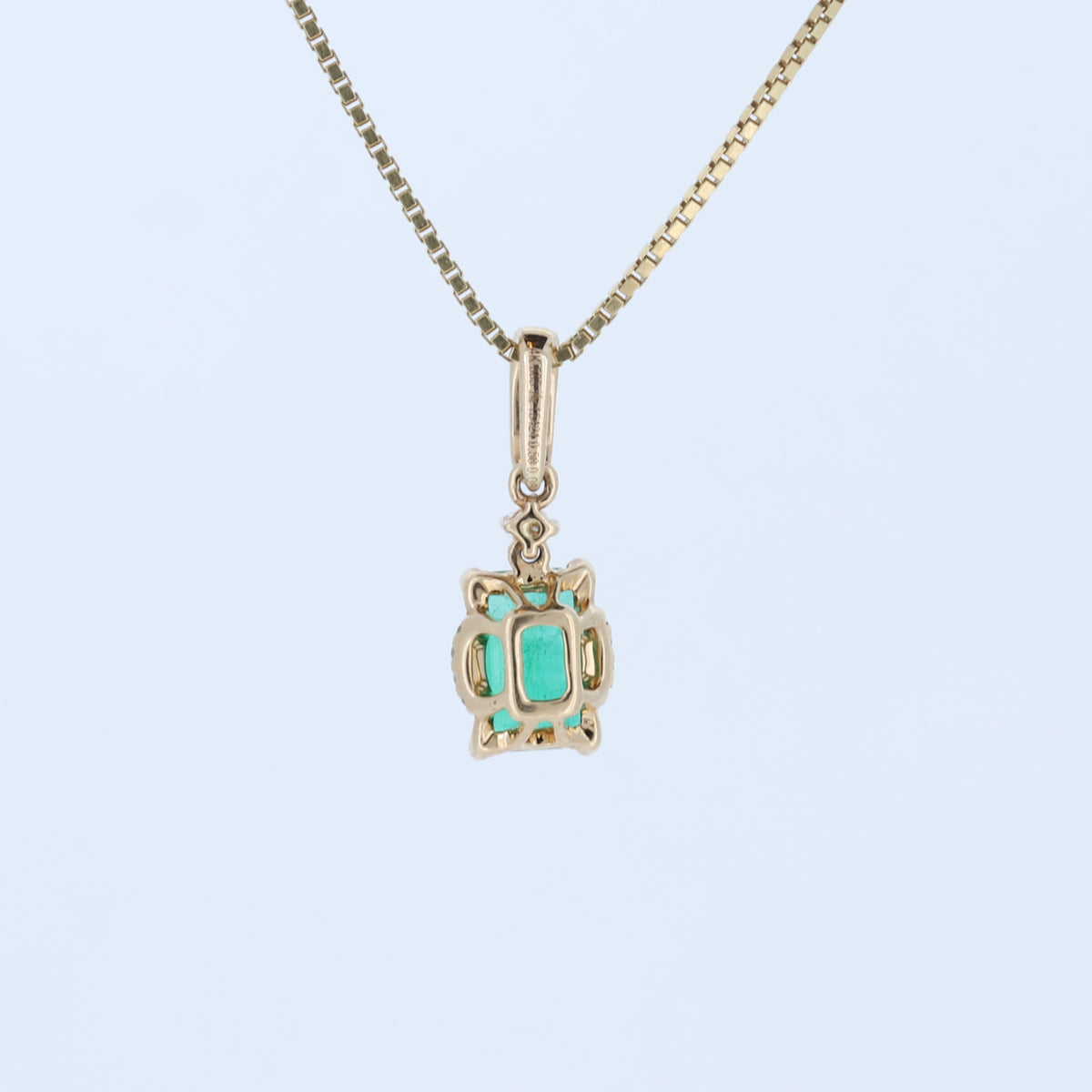 14kt Yellow Gold Emerald Pendant