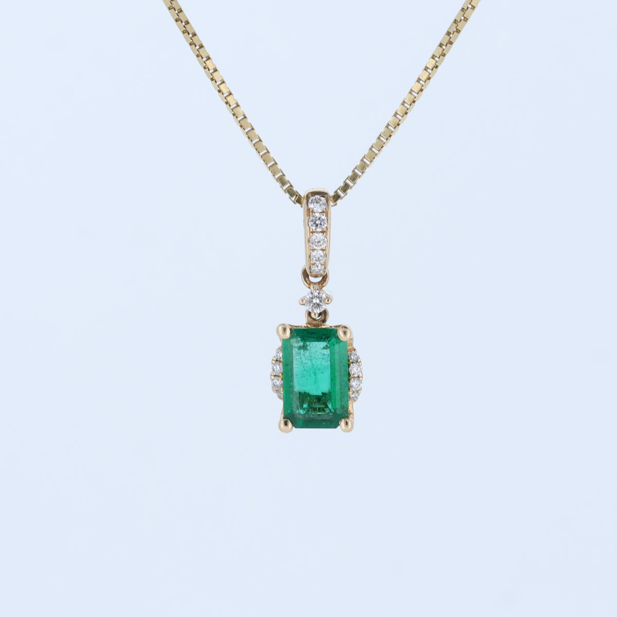 14kt Yellow Gold Emerald Pendant