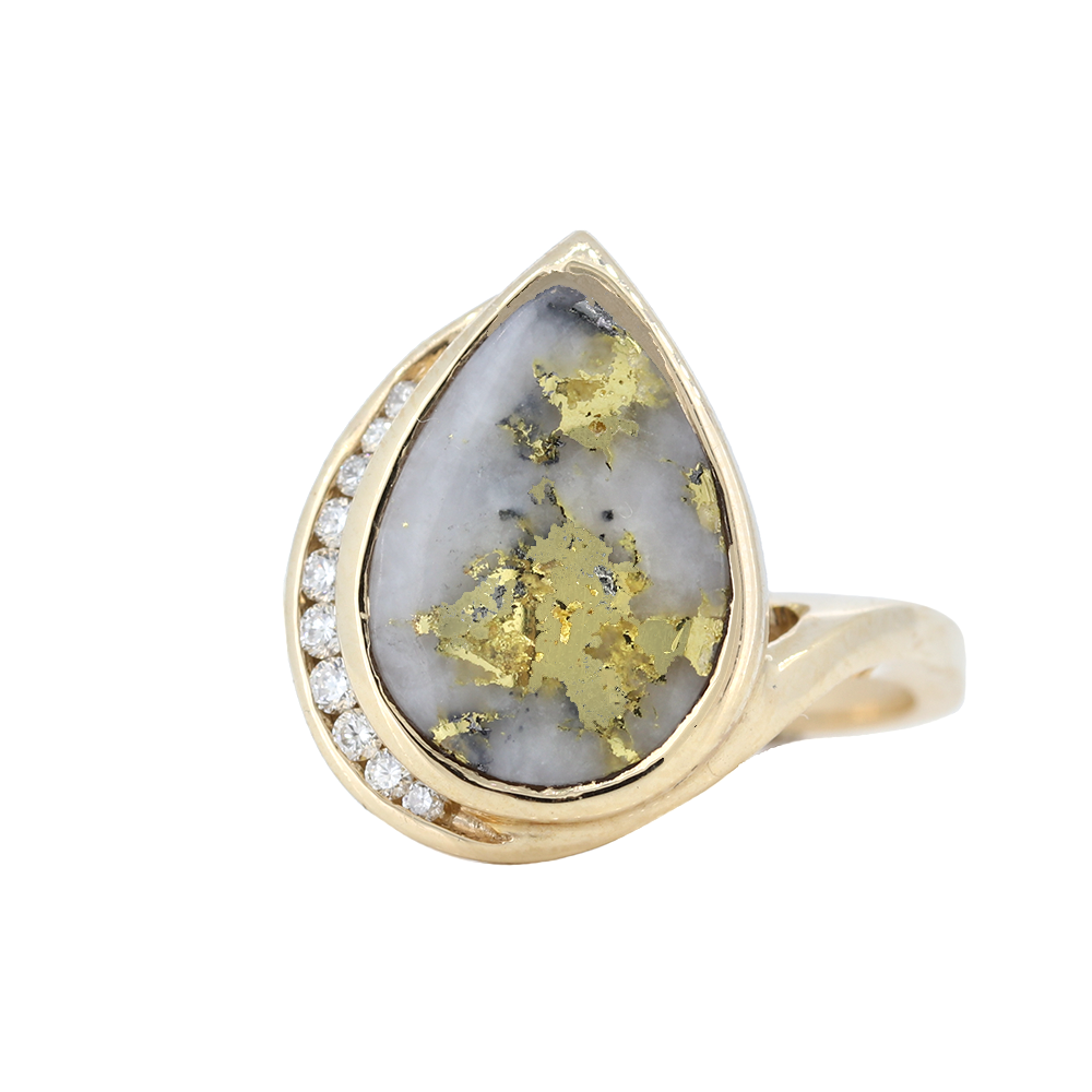 14K Yellow Gold Quartz Pear Shape Ring With 0.13Ct Diamonds