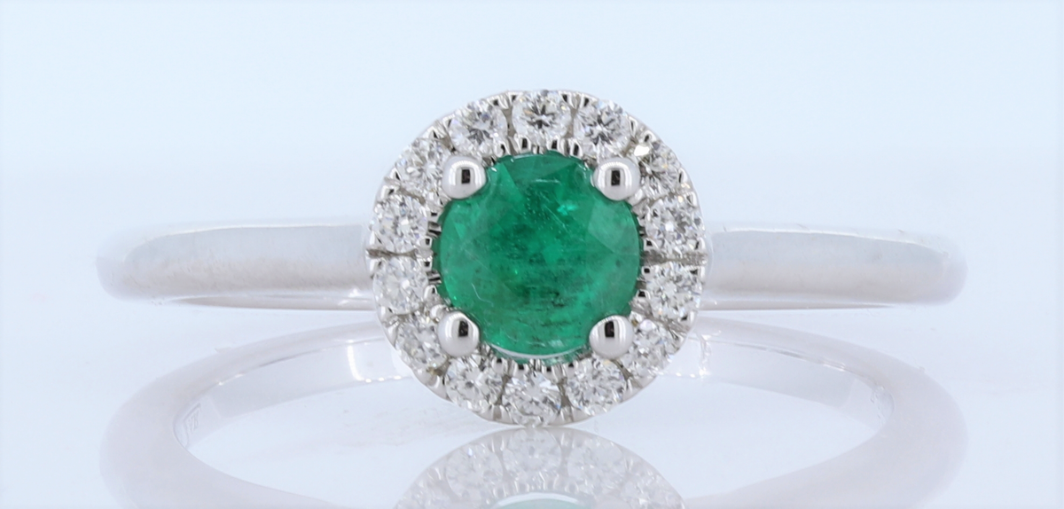 Round Emerald Halo Diamond Ring, In 14Kt White Gold