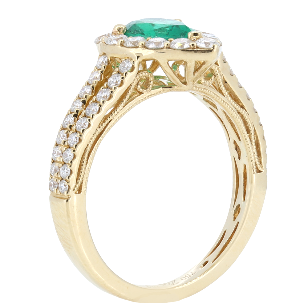 18Kt Yellow Gold Emerald Halo Diamond Ring With Split Shank Diamond Accents