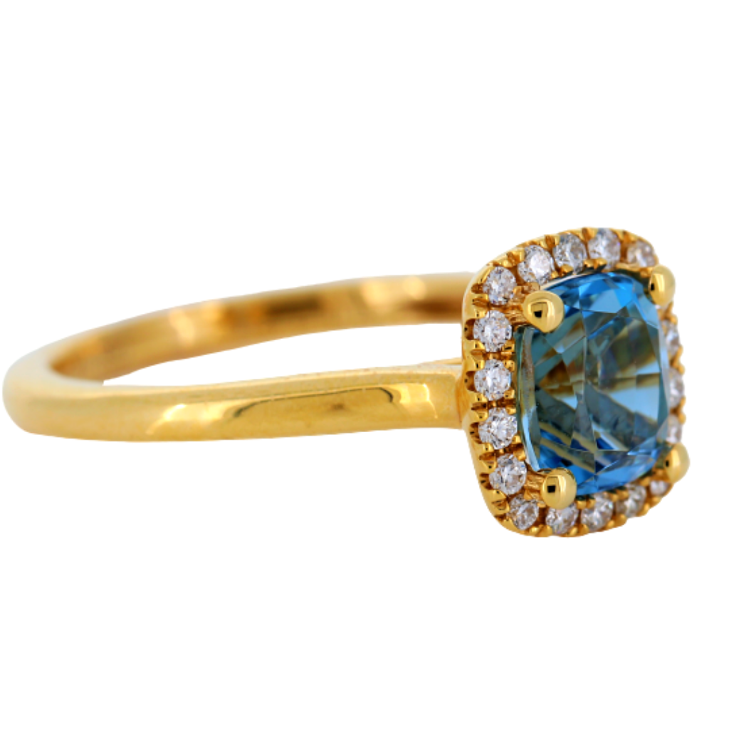 14k Yellow Gold Ring with 1.27ct Aquamarine and .16ct diamonds