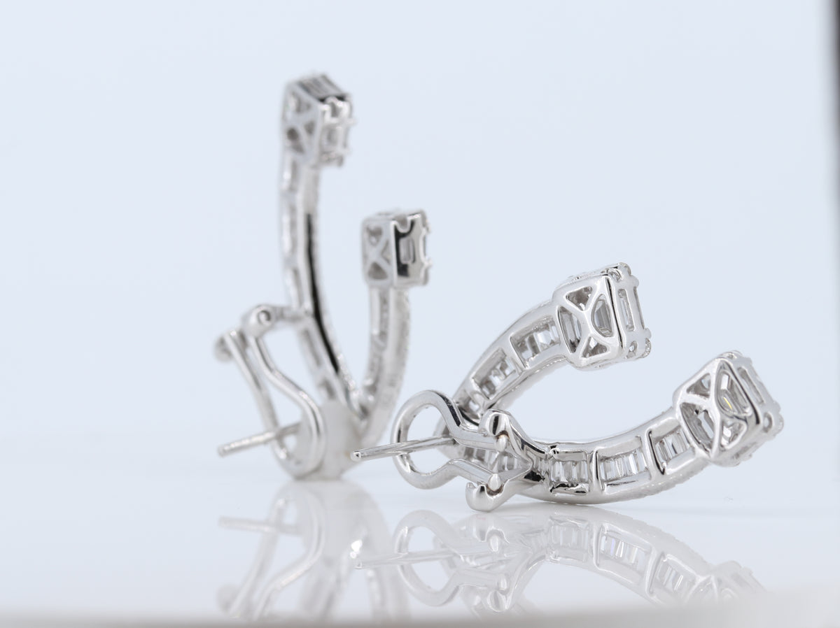 18Kt White Gold With 0.67Ct Round And 1.70 Ct Baguette Cut Diamonds