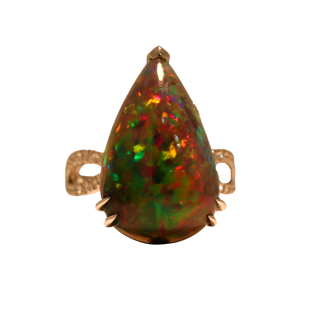 18k White Gold Ring with 7.30ct Opal and .94ct diamonds