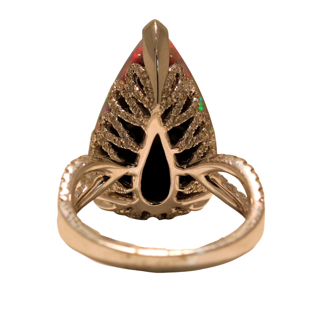 18k White Gold Ring with 7.30ct Opal and .94ct diamonds