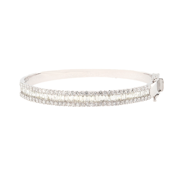 Round And Baguettes 3.39ctw Diamond Bangle in 14Kt White Gold