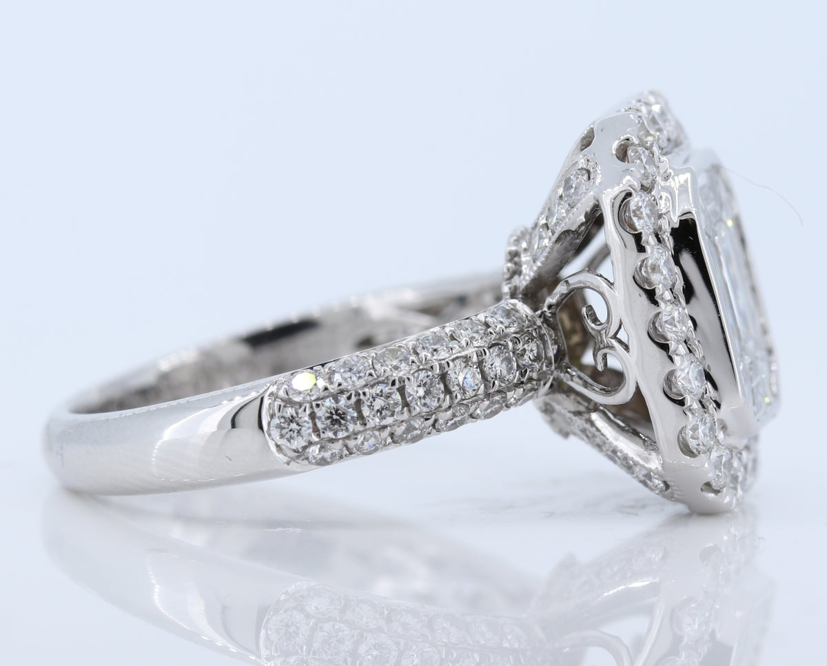 Round and Baguette diamond Cocktail Ring with 2.05cts of diamonds set in 18Kt White Gold
