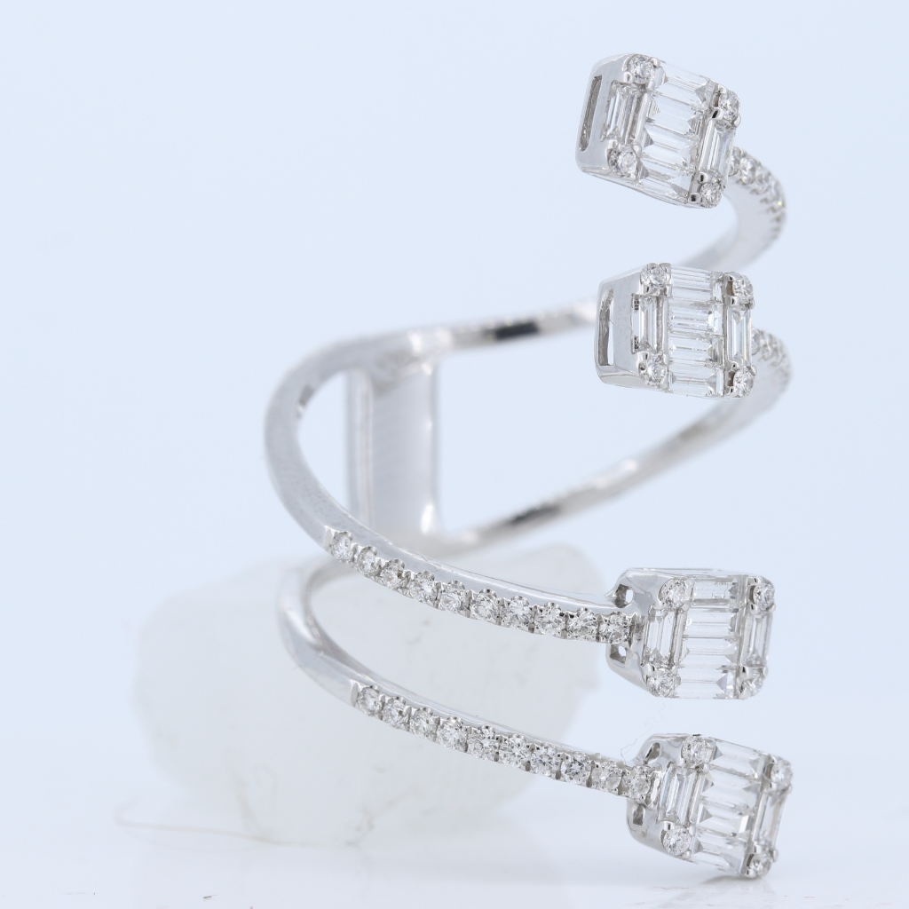 4 Solitare Cluster Cocktail Ring with .95cts of diamonds in 18Kt White Gold