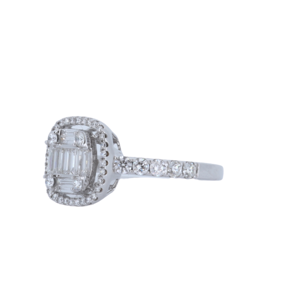 Ladies Diamond Ring with Round Diamonds and Baguettes in 18Kt White Gold