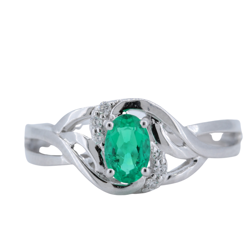 Emerald and Diamonds Ring in 14kt White Gold