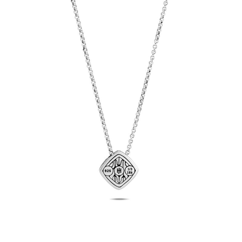 Classic Chain Hammered Sugarloaf Pendant Necklace
